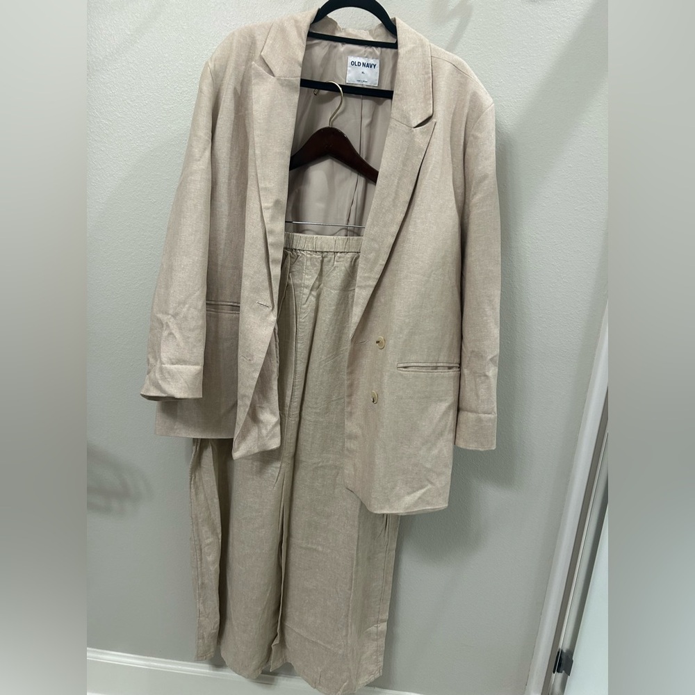 Old Navy Beige Blazer and Skirt Ensemble